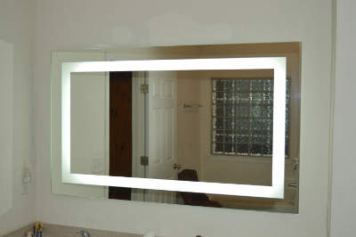 Lighted Vanity LED Mirror