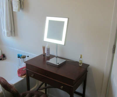 Vanity or Table Top Lighted Mirror Review